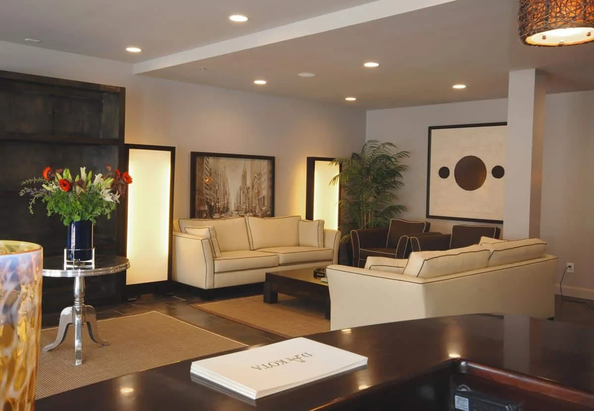 The Dakota-3 The Dakota-3