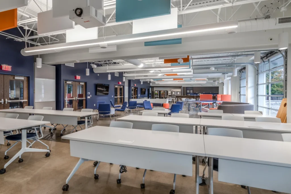 Heartland Bank Corporate Headquarters Image 4 Heartland Bank Corporate Headquarters