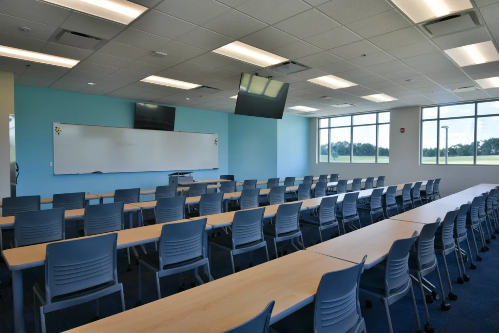 Belmont-Health-Sciences-Center-3