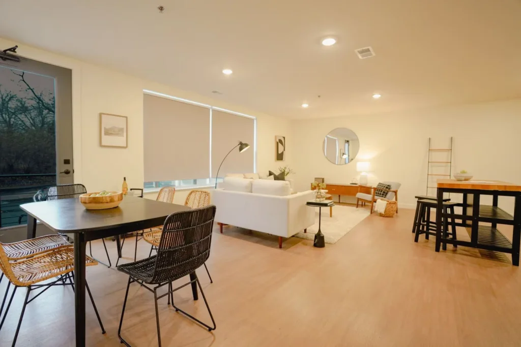 Bronzeville-Apartment-4