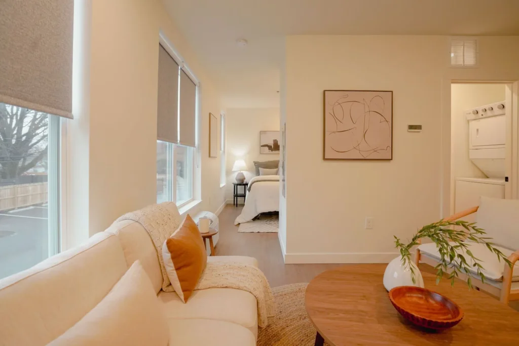 Bronzeville-Apartment-5